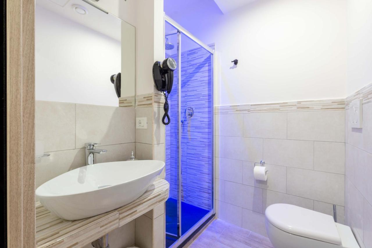 Cheri Luxury Suite Rome Exterior photo
